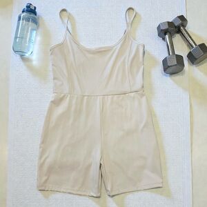 NWOT Series 8 cream one piece bike-short athletic sleeveless romper size XL new